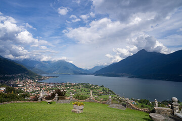 Fototapeta na wymiar Panormaic day view over Como Lake in Lombardy, Italy