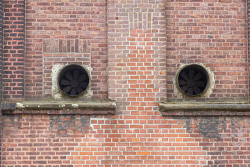 brick industrial building with ventilation from the 1920s