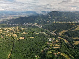 Fototapeta premium view of the valley of the mountains