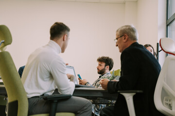 Obraz premium Senior man and young adult