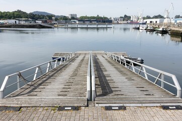 Aluminum and wood Dock ramp