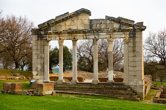 Monument to agonothetes in apollonia ruins in Albania