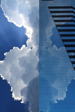 Fotograf&iacute;a de arquitectura mezclada con los reflejos de los cielos, textura de nubes y composiciones