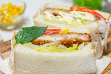 手作りフライドチキンサンド