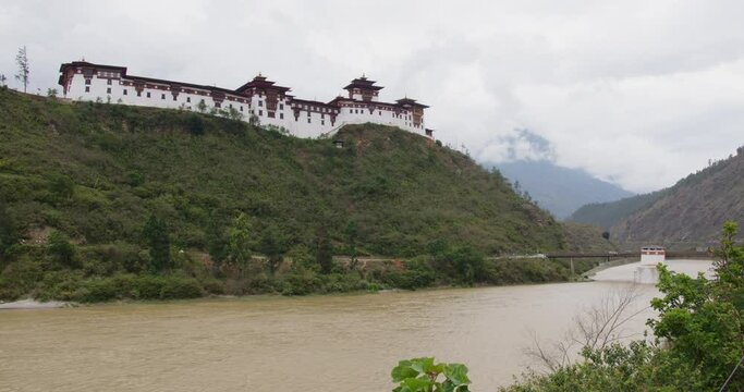 religious, temple, monastery, architecture, bridge, asia, wangdue phodrang, sacred, mountain, bhutanese culture, butanes culture, column, columns building, car, sustainable building, nature, famous, e