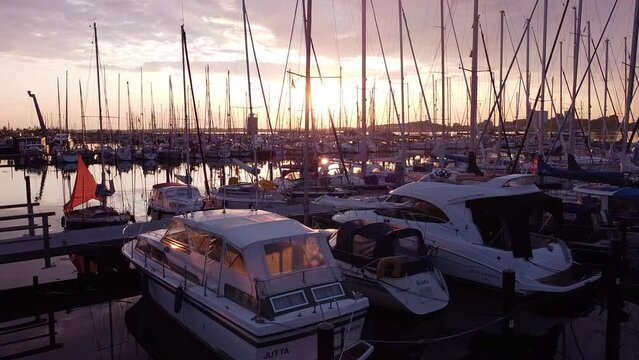 abendrot, boot, meer, wasser, yacht, marina, himmel, boot, hafen, sonne, hafen,ostsee, fehmarn, nord deutschland, schleswig-holstein,baltic sea.nord sea