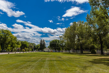 Fototapeta na wymiar Holliston Park in the city of Saskatoon, Canada