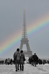 Fototapeta na wymiar Eiffel Tower and its surroundings