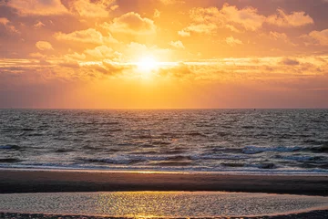 Foto op Canvas sonnenuntergang an der niederländischen nordsee in der provinz zeeland © Reens_Photos
