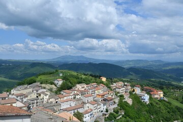 Fototapeta na wymiar The village of Cairano, Italy.