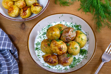 Baked potatoes with kefir and dill

