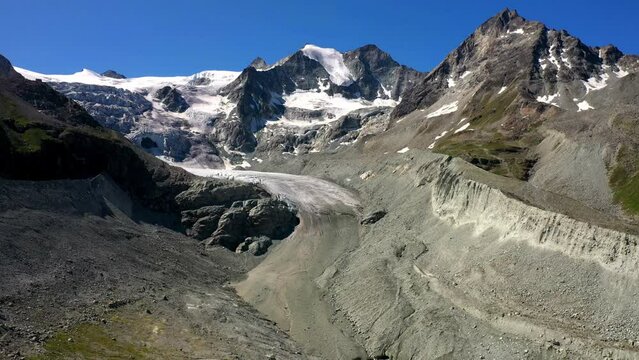 Moiry Glacier, Glacier de Moiry, below Pointe de Mourti with glacier tongue, moraines and glacial lake, Val dAnniviers, Valais, Switzerland, Europe