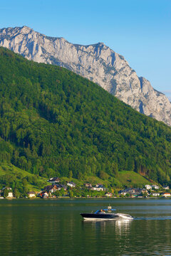 Traunsee lake and Traunstein mountain view, Austria, Europe	