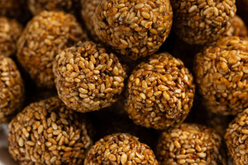 Sesame Ladoo or Ellu unda or Til ladoo