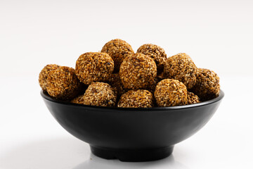 Sesame Ladoo or Ellu unda or Til ladoo