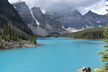 moraine lake banff