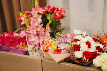 many different bouquets. The beauty of flowers.