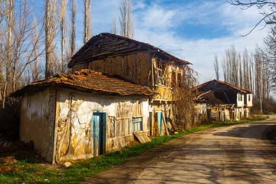 Walk through the streets of the village Cavdarhisar in the Outback of Turkey...