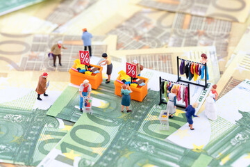 Miniature scenario stall economy on money