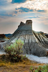 Dinosaur Provincial Park hoodoos: ancient sandstone pillars shaped by wind and water, a glimpse into Earth's past