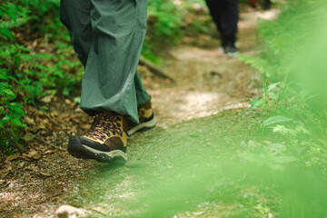 トレイル/山道を歩く	