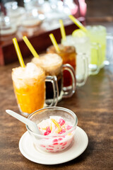 MOCK POMEGRANATE SEEDS IN COCONUT SYRUP(THAB THIM GRAWP)