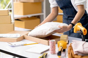 Online business, selling products online, parcel delivery, e-commerce.