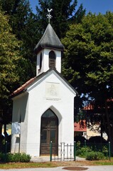 Capilla junto a la carretera al este de Ptuj, Eslovenia