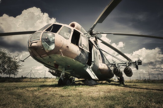 helicopter in action - Army - Military - Armed - Historic - War - Conflict - Weapon - History - Battle 