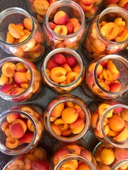 Apricot compote. Home making process.