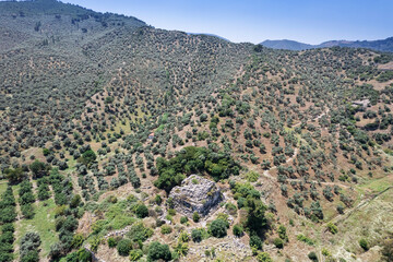 Obraz premium The ruins of the Belevi mausoleum near the ancient city of Ephesus, Selçuk, İzmir, Turkey.