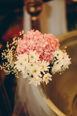 wedding bouquet of roses