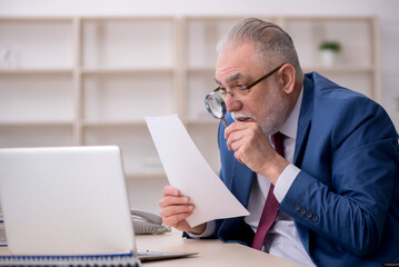 Old male employee and too much work at workplace
