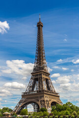 Fototapeta premium Eiffel Tower in Paris in a summer day, France