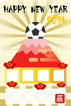 かわいい赤富士山と初日の出の年賀状2024、コピースペースあり。サッカーファンへ。