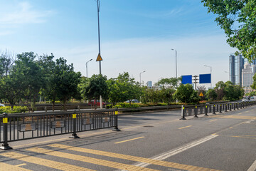 The century avenue of street scene in shanghai Lujiazui,China. - 630203879