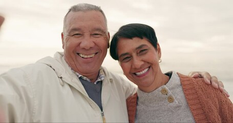 Funny, elderly couple and face selfie outdoor for vacation, holiday or travel in winter at sunset. Laugh, senior man and portrait of woman with photography, profile picture and smile for happy memory - Powered by Adobe