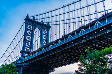 manhattan bridge in new york. architecture of historic bridge in manhattan. bridge connecting Lower Manhattan at Canal Street with Downtown Brooklyn. new york urban architecture. Architectural feat