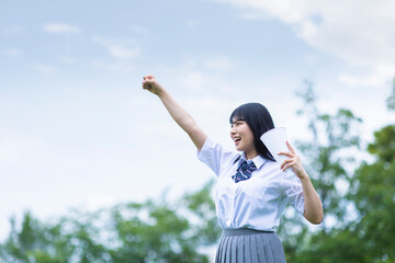 応援する女子高生