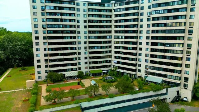 Laval South Shore Y-building Promenade Des Iles known as the 3 islands of Quebec's Prairie river condominiums where the waterfront has dozens of docks for locals to come over and explore the town.