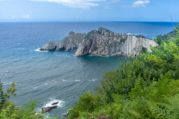Playa del silencio in asturias, spain © laudibi