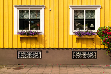 Historic wooden houses in the old city of Västervik, Kalmar, Sweden © TambolyPhotodesign