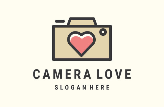 photographer symbol, icon, logo consisting of camera and heart