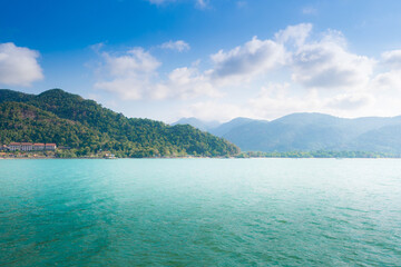 Obraz premium Views of the sea and mountains on Koh Chang at THAILAND