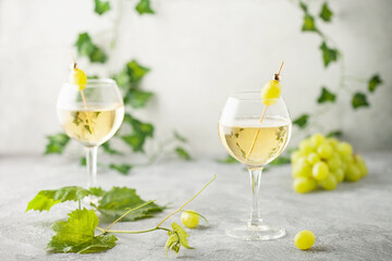 White Wine and soda spritzer drink refreshment. German weinschorle alcoholic drink