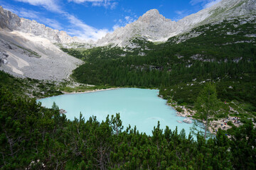 Fototapeta na wymiar Lago di Sorapis - turquoise mountain lake in the Dolomites