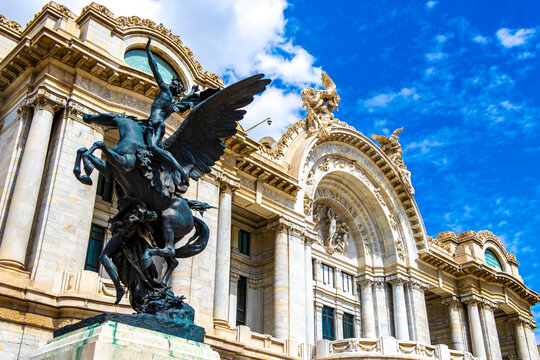 Amazing palace of fine arts architectural masterpiece in Mexico City.