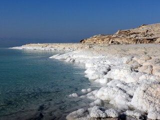 Dead Sea, Jordan : crystal and sea salts - Al-Baḥr Al-Mayyit (Sea of Death) lowest place in the world