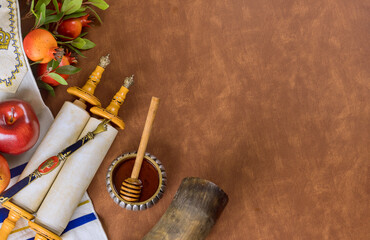 Jewish New Year holiday Rosh Hashanah religious tradition attributes symbols festival with honey...