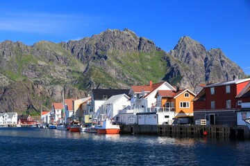 Fototapeta na wymiar Henningsvaer fishing town in Norway